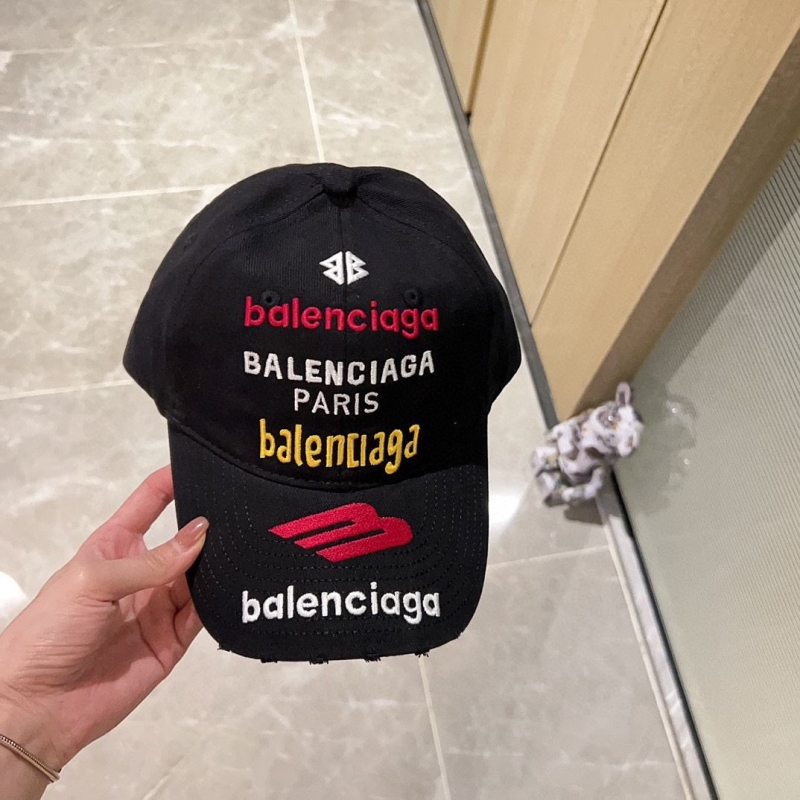 BALENCIAGA